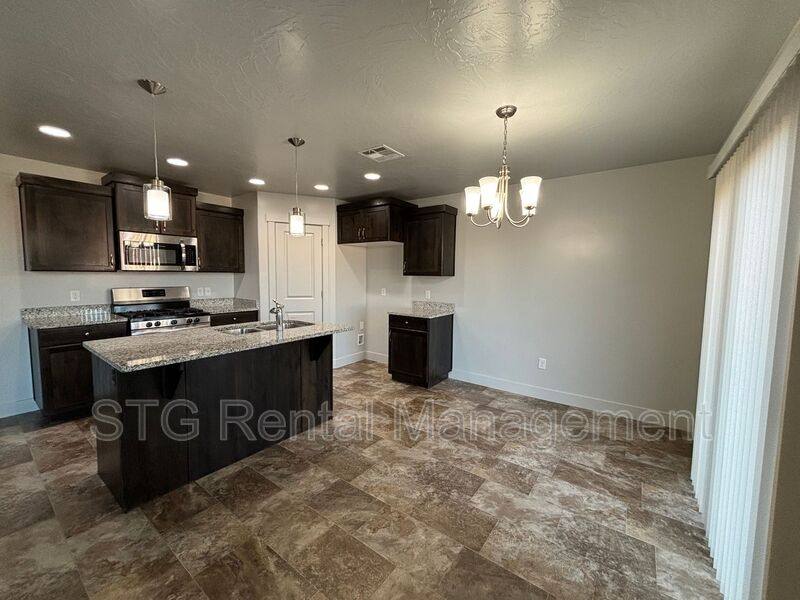 Townhouse for rent at 3102 S Relic Ridge Dr, Saint George, UT 84790