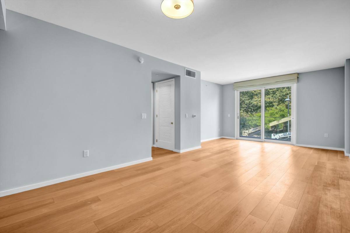 Condo for rent at 1705 Ocean Ave, Santa Monica, CA 90401