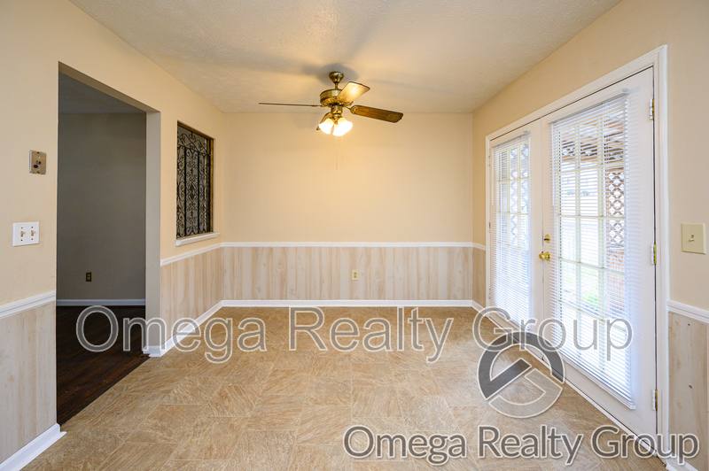 House for rent at 6021 Dewey Heights Rd, Pinson, AL 35126