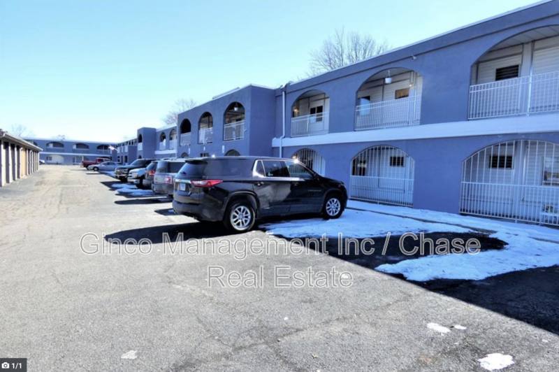 Apartment for rent at 1231 N Galena Ave #226, Dixon, IL 61021