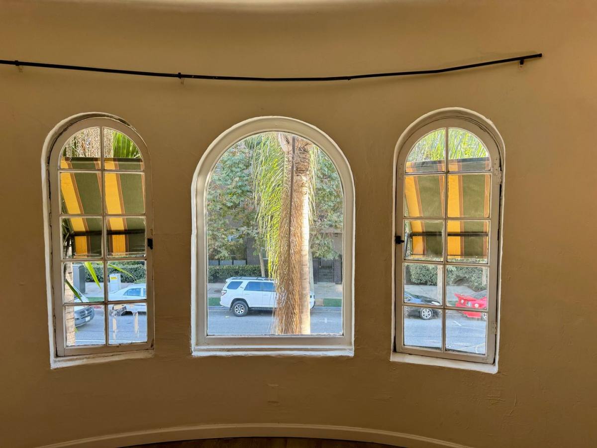 Apartment for rent at 409 W 3rd St, Long Beach, CA 90802