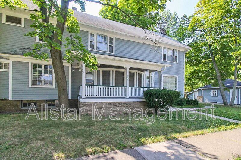 Apartment for rent at 2100 Cottage Grove Dr, Cleveland, OH 44118