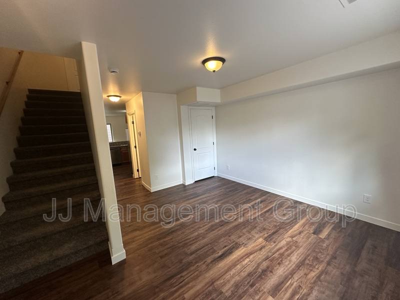 Apartment for rent at 6203 N Astor St #2, Spokane, WA 99208