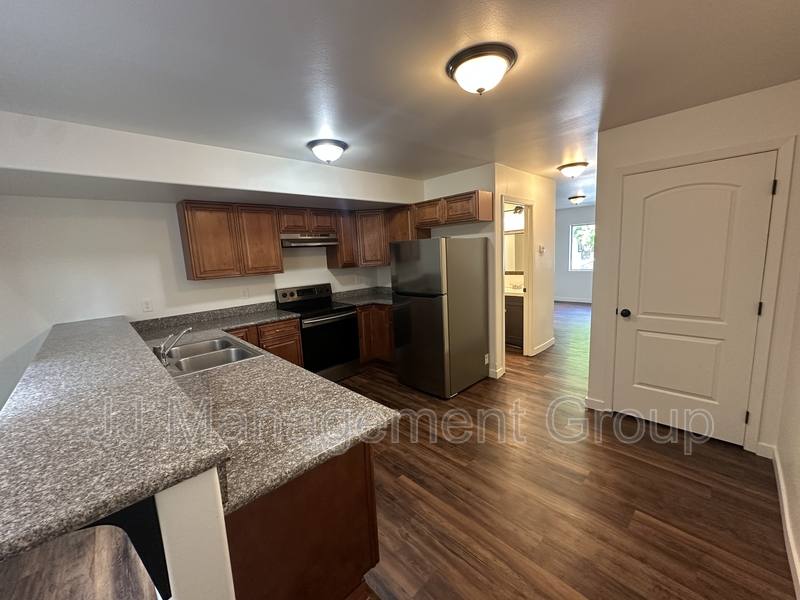 Apartment for rent at 6203 N Astor St #2, Spokane, WA 99208