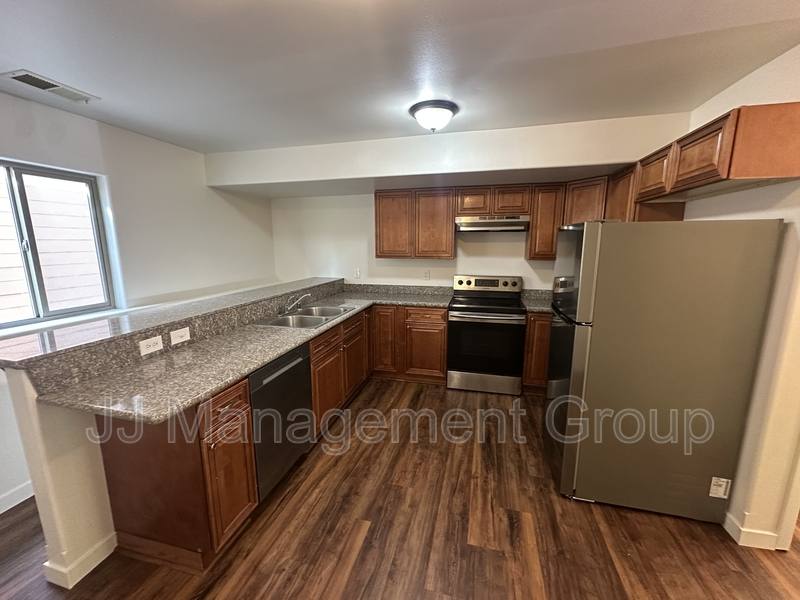 Apartment for rent at 6203 N Astor St #2, Spokane, WA 99208