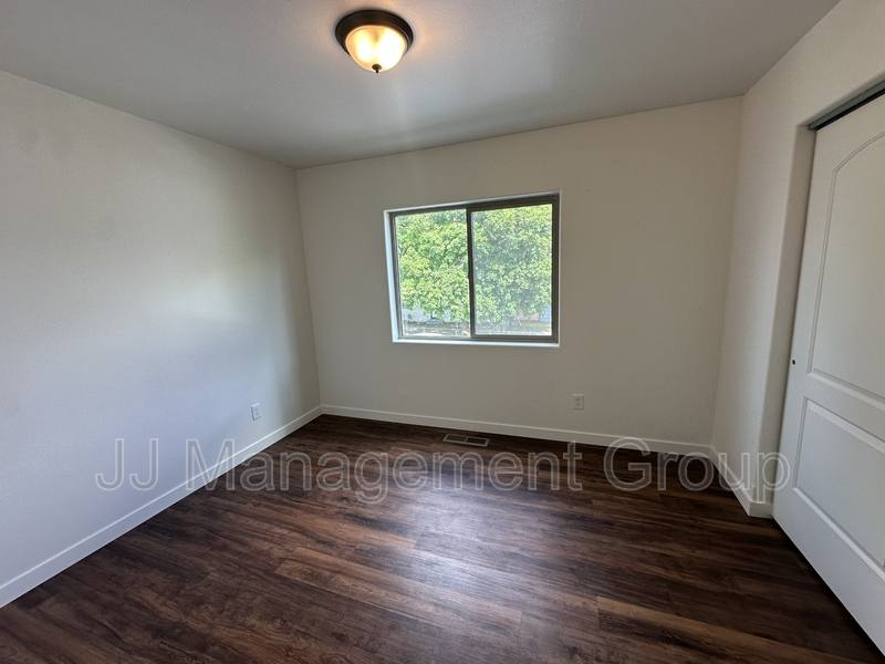 Apartment for rent at 6203 N Astor St #2, Spokane, WA 99208