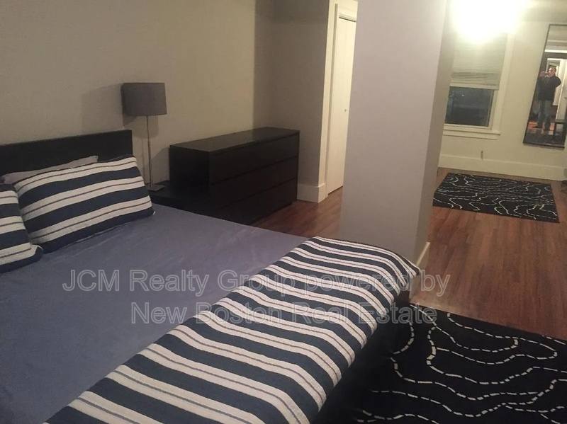 Townhouse for rent at 18 W St #1 1st Floor, Everett, MA 02149
