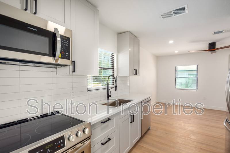 Apartment for rent at 616 N 10th Ave #H, Phoenix, AZ 85007