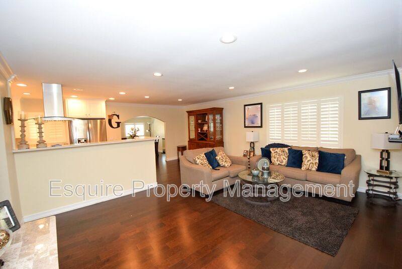 House for rent at 341 Julian St, Oxnard, CA 93030