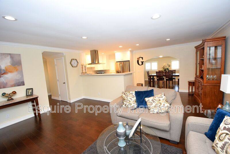 House for rent at 341 Julian St, Oxnard, CA 93030