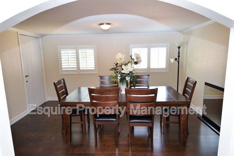 House for rent at 341 Julian St, Oxnard, CA 93030