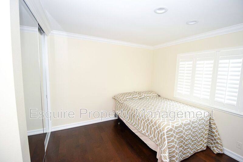 House for rent at 341 Julian St, Oxnard, CA 93030