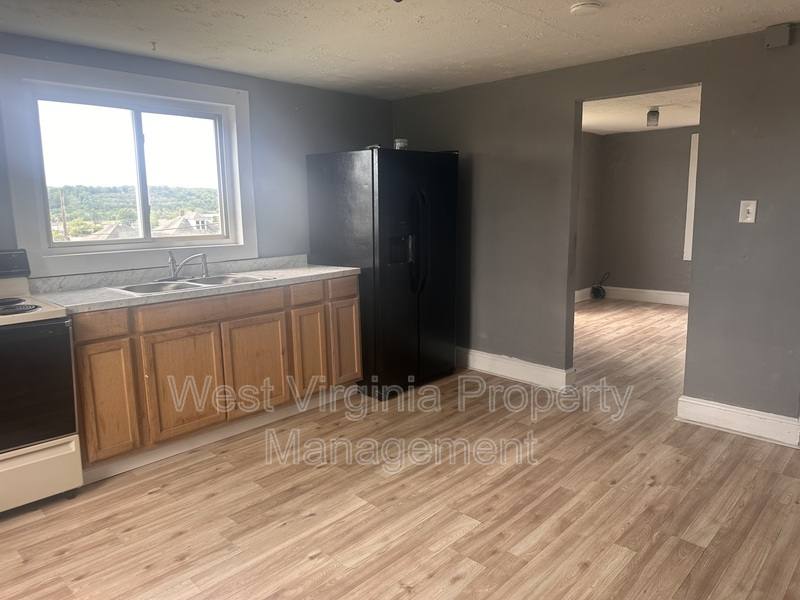 Apartment for rent at 304 N 3rd St, Princeton, WV 24740