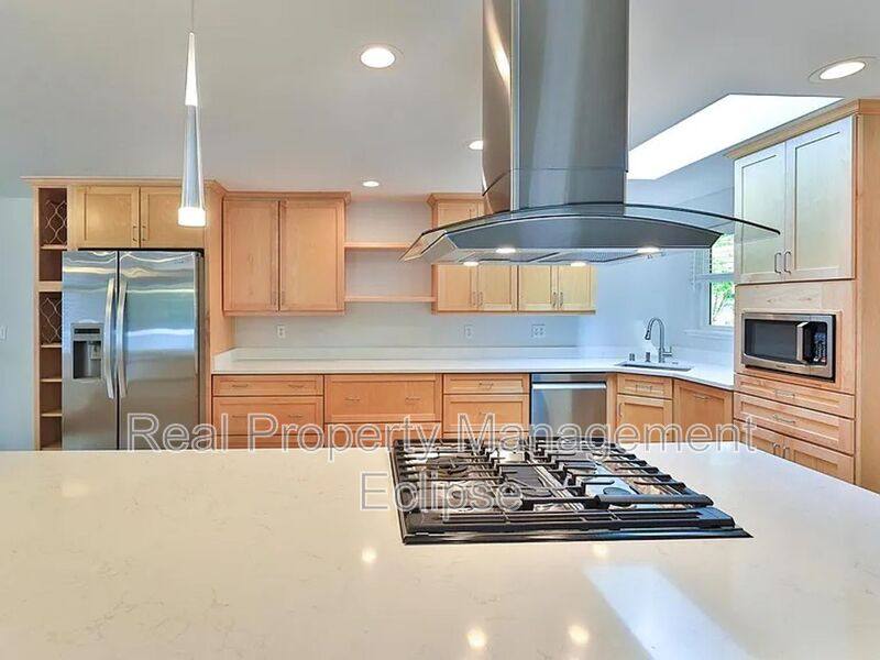 House for rent at 4126 161st Ave SE, Bellevue, WA 98006
