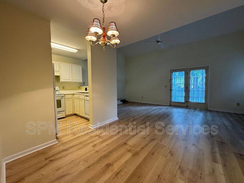 Townhouse for rent at 5147 Lampost Circle, Wilmington, NC 28403