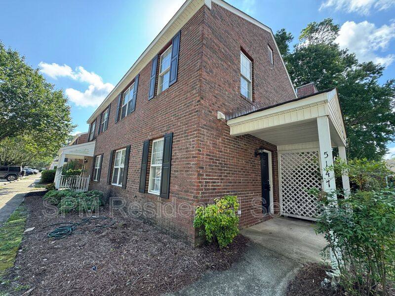 Townhouse for rent at 5147 Lampost Circle, Wilmington, NC 28403
