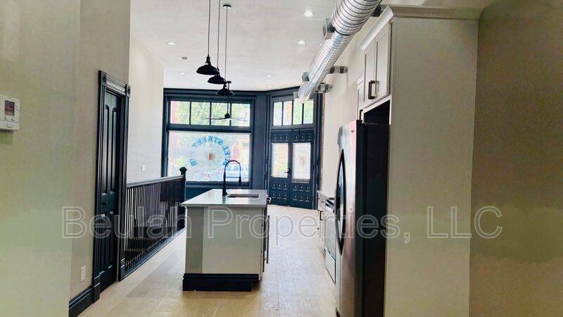 Apartment for rent at 1836-1838 S 10th St, Saint Louis, MO 63104