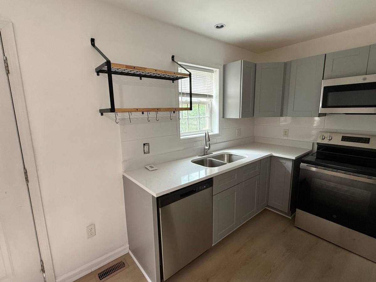 House for rent at 100-B Gibson Park Dr, Huntersville, NC 28078