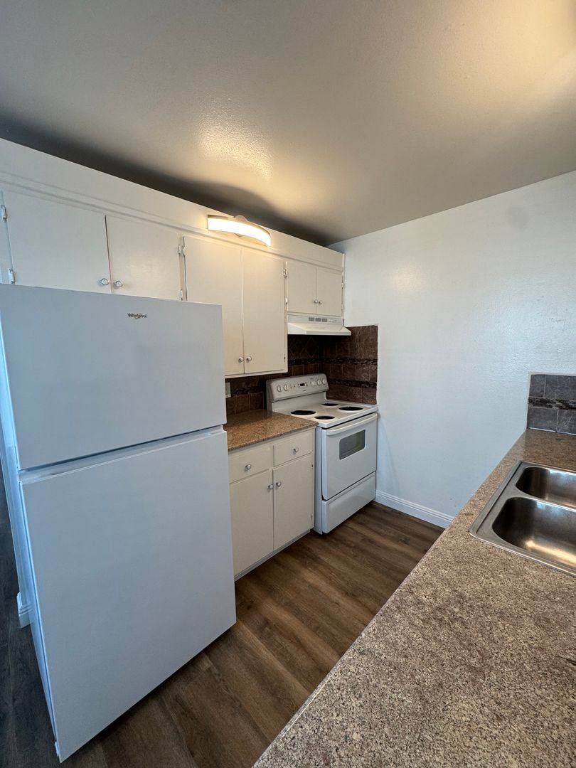 Apartment for rent at 221 Quincy St, Stockton, CA 95207