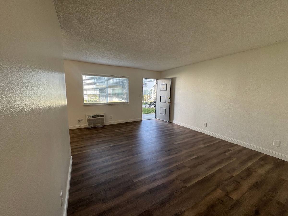 Apartment for rent at 221 Quincy St, Stockton, CA 95207