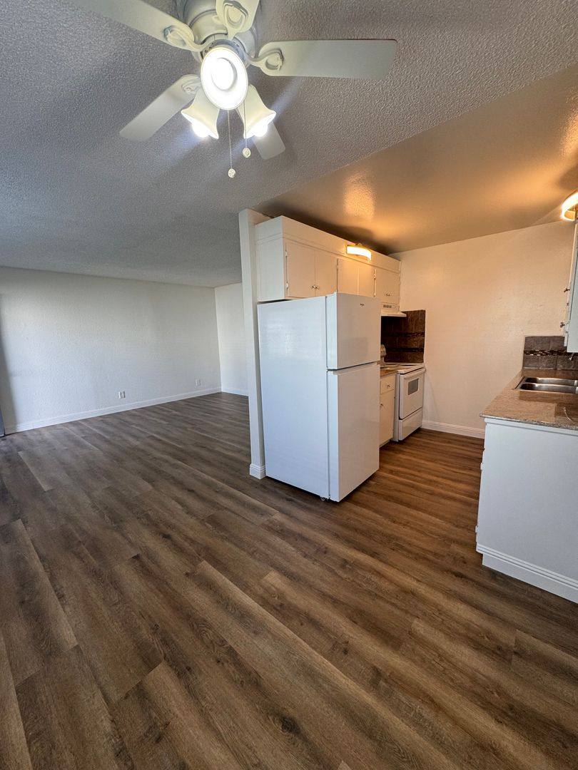 Apartment for rent at 221 Quincy St, Stockton, CA 95207