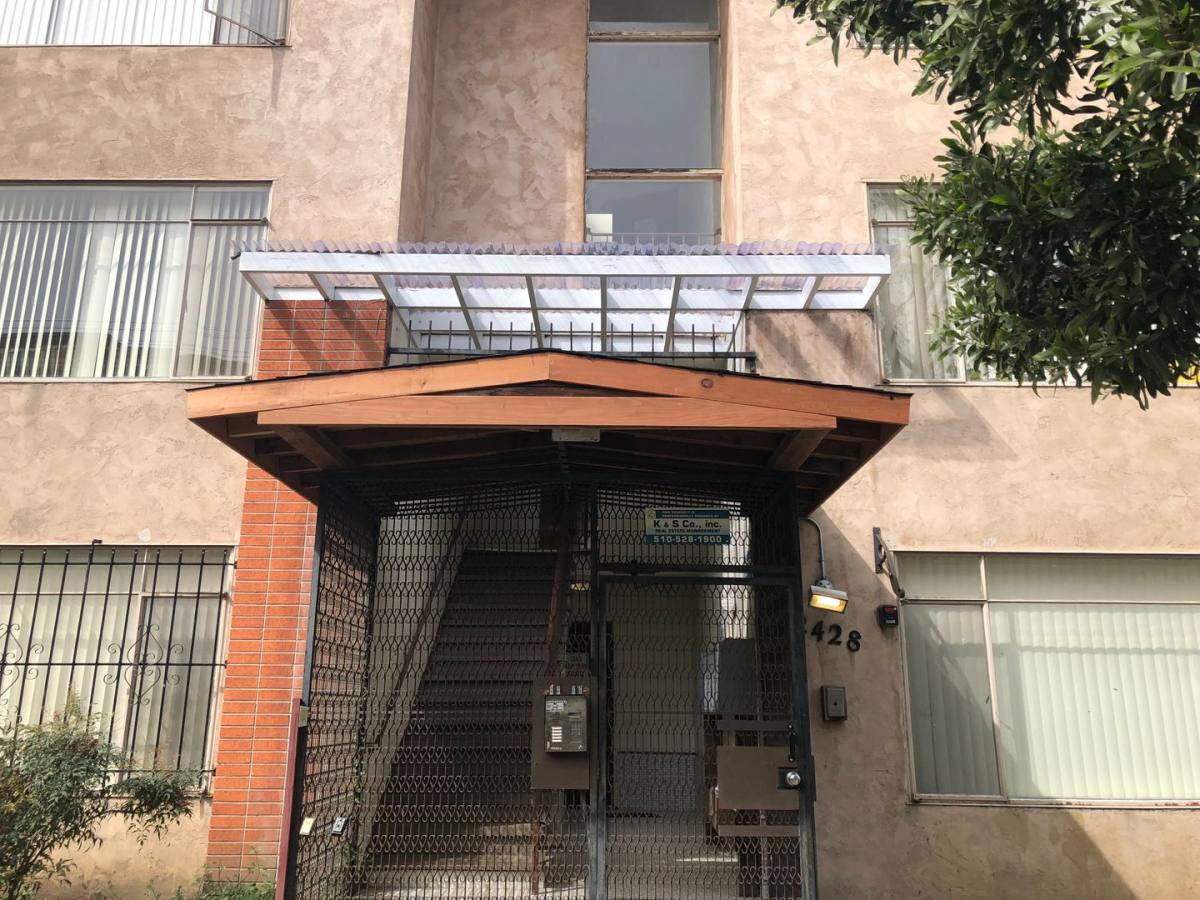 Apartment for rent at 2428 Ellsworth St, Berkeley, CA 94704