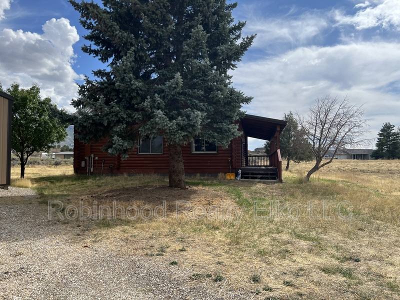 House for rent at 818 Abarr Plaza, Spring Creek, NV 89815