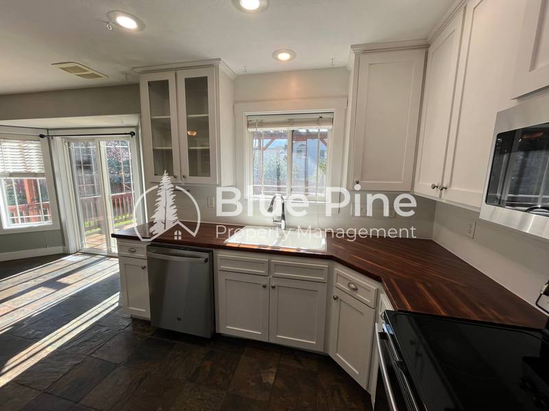 House for rent at 157 Leesburg Lane, Idaho Falls, ID 83404
