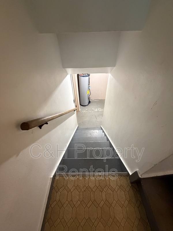 Apartment for rent at 103 Alderson Ave #1, Billings, MT 59101