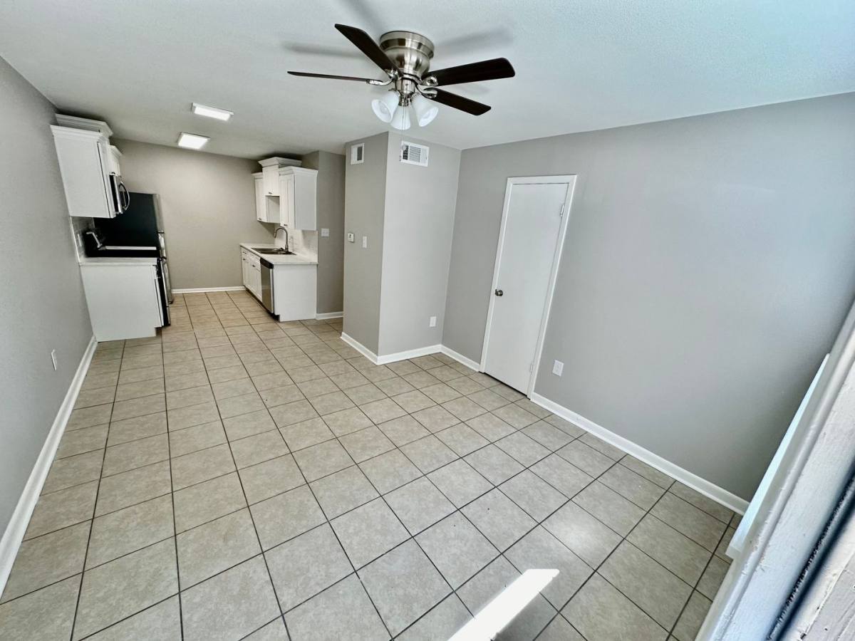 Apartment for rent at 709 Melody Lane, Searcy, AR 72143