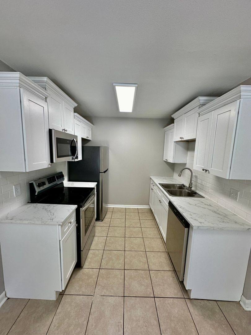 Apartment for rent at 709 Melody Lane, Searcy, AR 72143