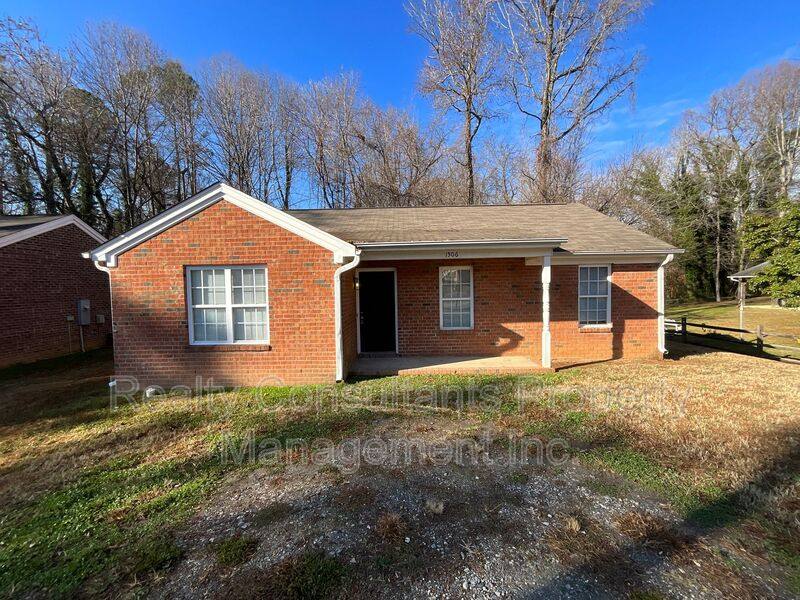House for rent at 1506 Hidden Creek Terrace, High Point, NC 27260