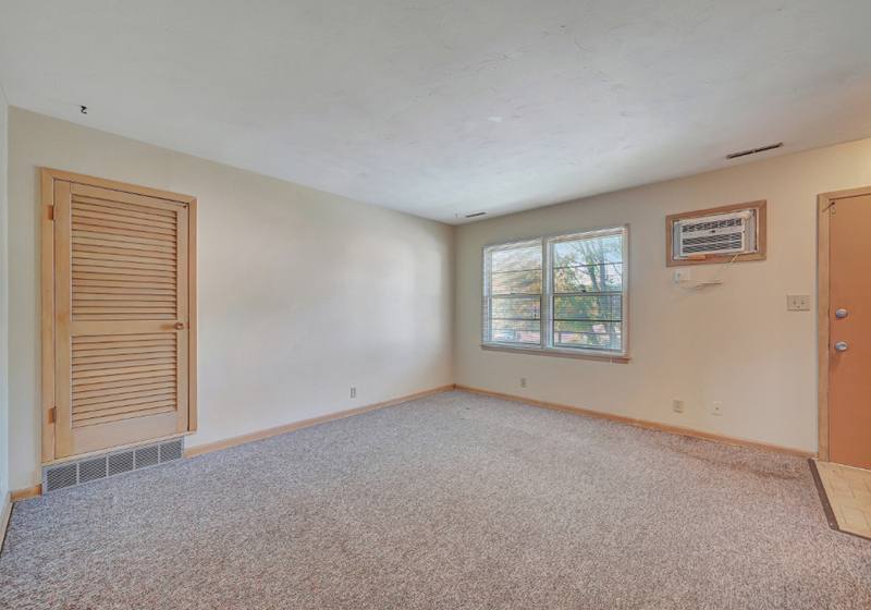 Apartment for rent at 5050 Cleveland Ave #3, Lincoln, NE 68504
