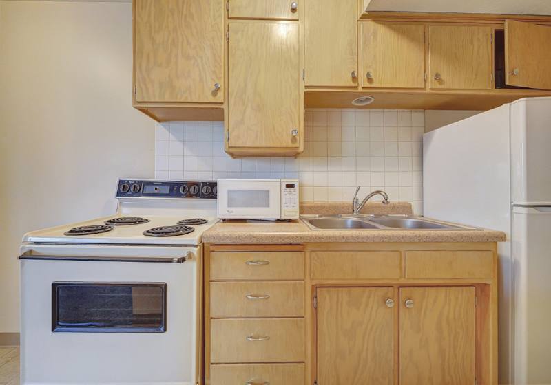 Apartment for rent at 5050 Cleveland Ave #3, Lincoln, NE 68504