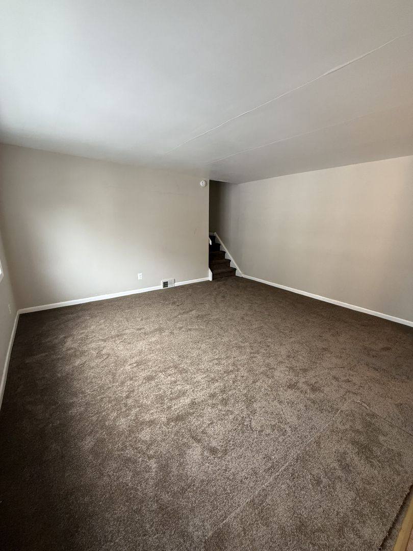 Apartment for rent at 29 Beverly Ave, Lansdowne, PA 19050