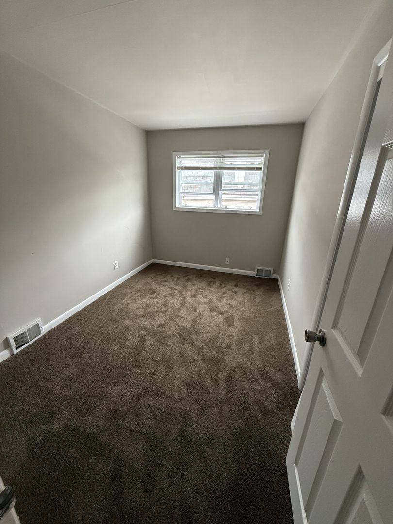 Apartment for rent at 29 Beverly Ave, Lansdowne, PA 19050