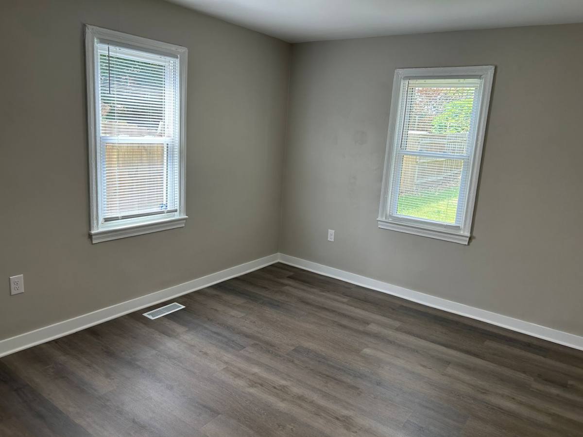 House for rent at 9 NE 30th St, Winston Salem, NC 27105