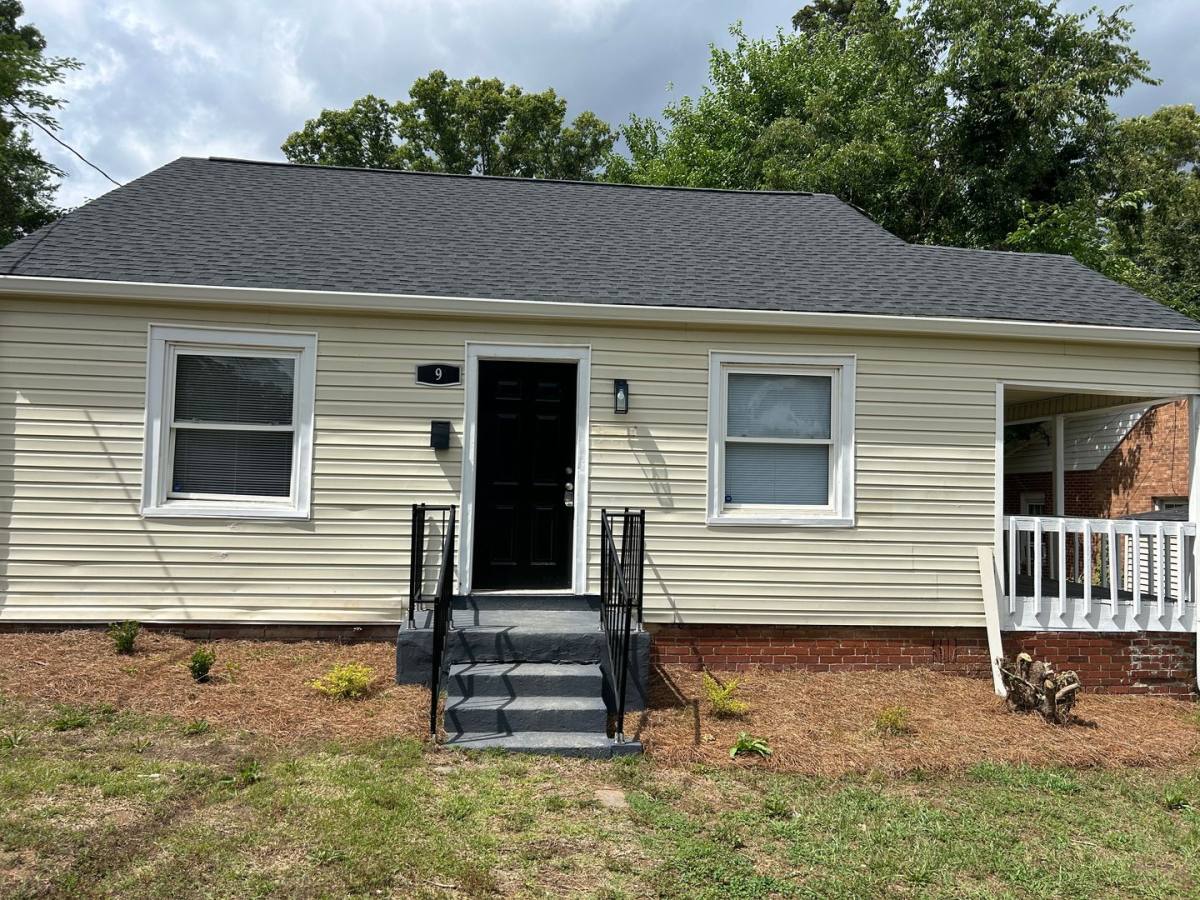 House for rent at 9 NE 30th St, Winston Salem, NC 27105