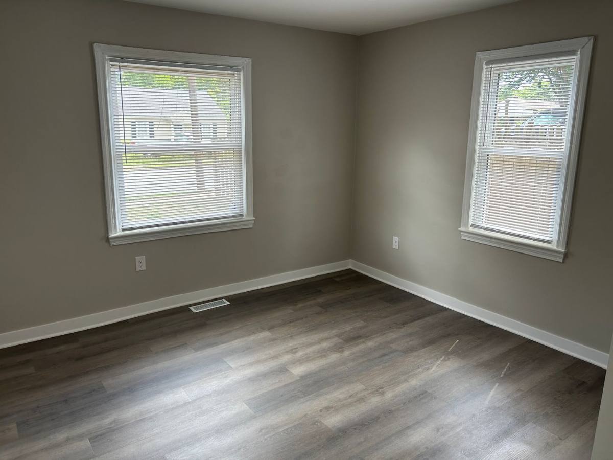 House for rent at 9 NE 30th St, Winston Salem, NC 27105