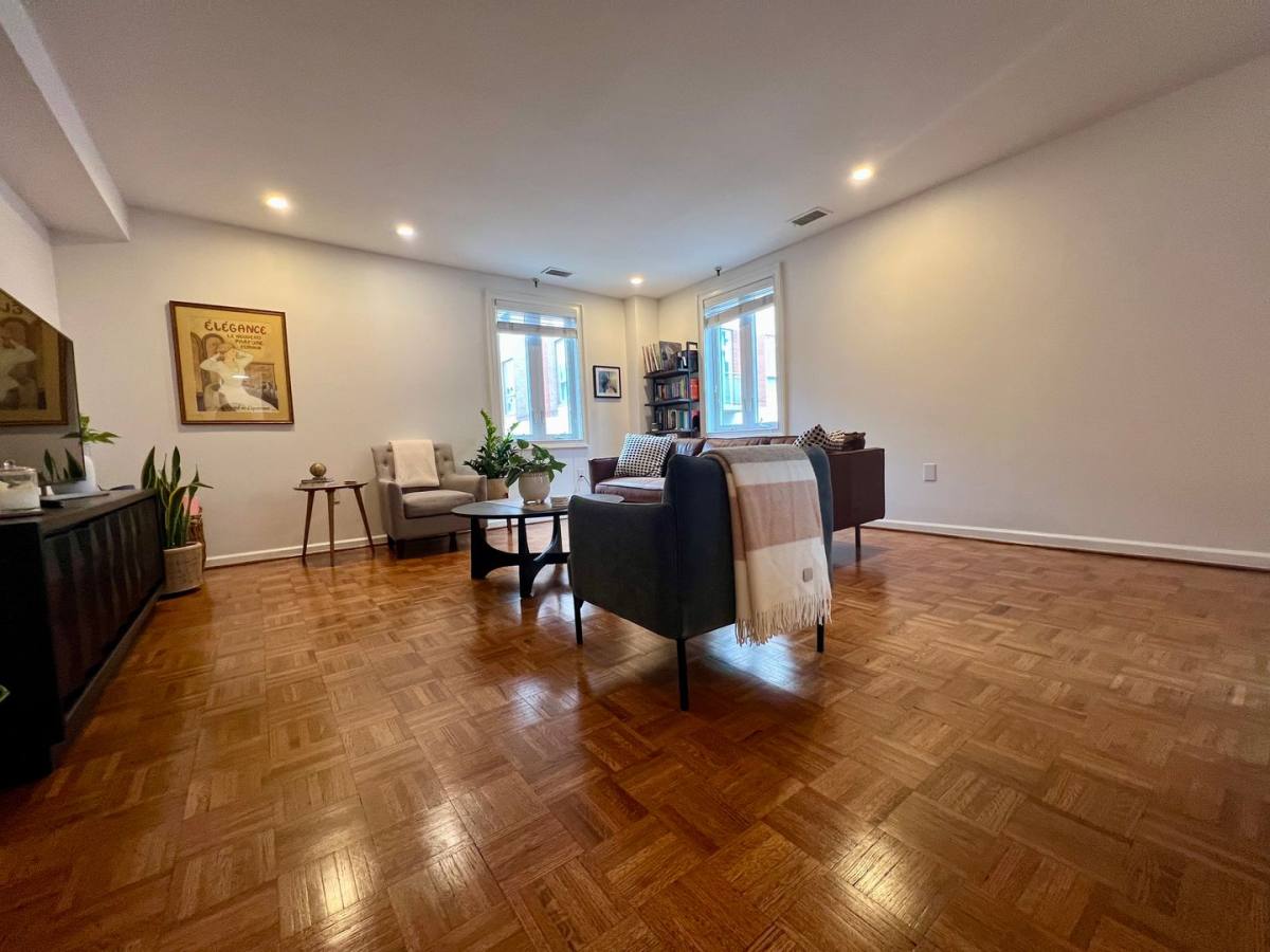 Apartment for rent at 136 N Bread St, Philadelphia, PA 19106