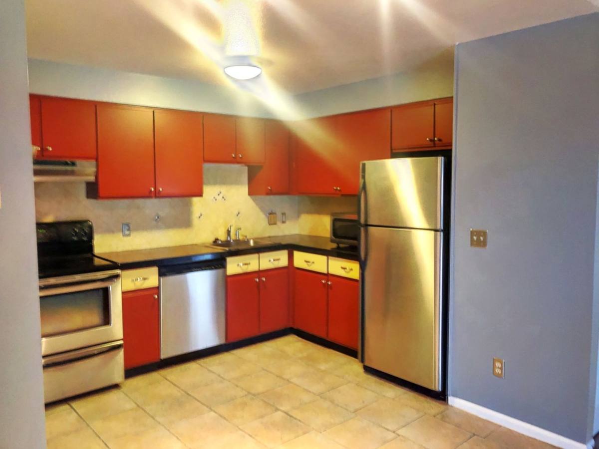 Condo for rent at 2575 S Syracuse Way, Denver, CO 80231