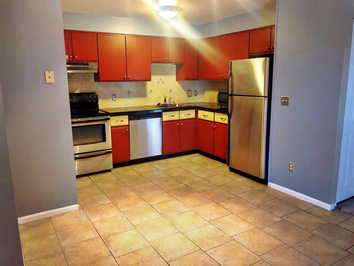 Condo for rent at 2575 S Syracuse Way, Denver, CO 80231