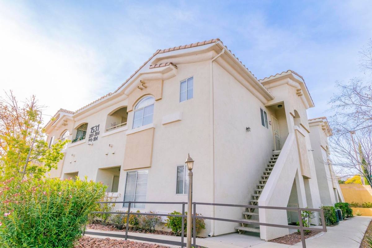 Condo for rent at 1531 Ruby Cliffs, Las Vegas, NV 89144