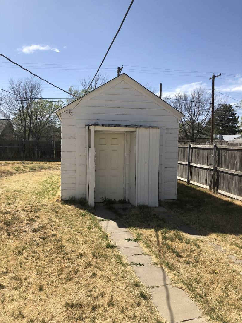 House for rent at 406 S Tennessee St, Amarillo, TX 79106
