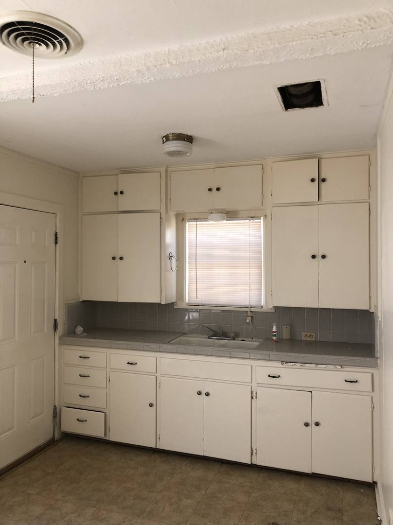 House for rent at 406 S Tennessee St, Amarillo, TX 79106