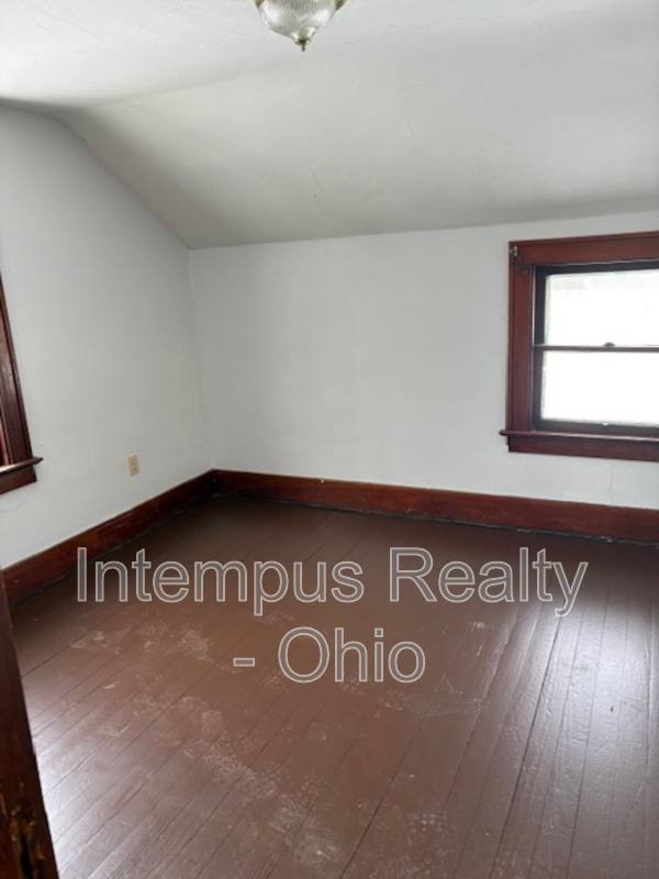 House for rent at 437 Nevada Ave NW, Warren, OH 44485
