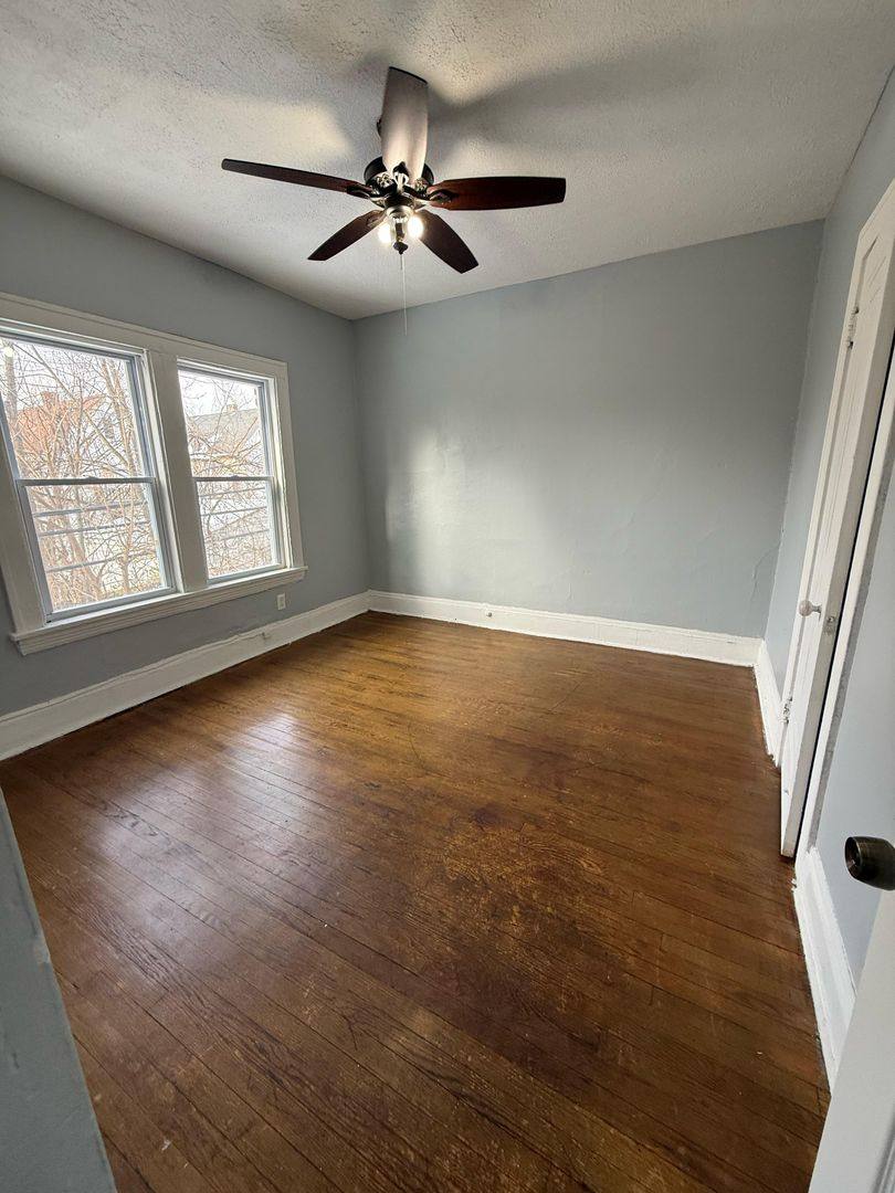 Apartment for rent at 3390 E 143rd St, Cleveland, OH 44120