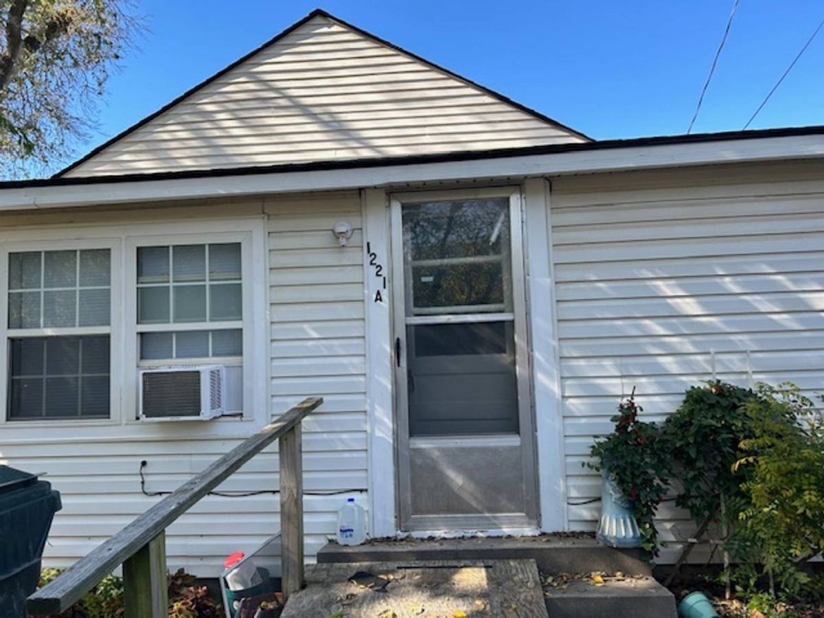 Apartment for rent at 1221 A Monnett Ave, Norman, OK 73069