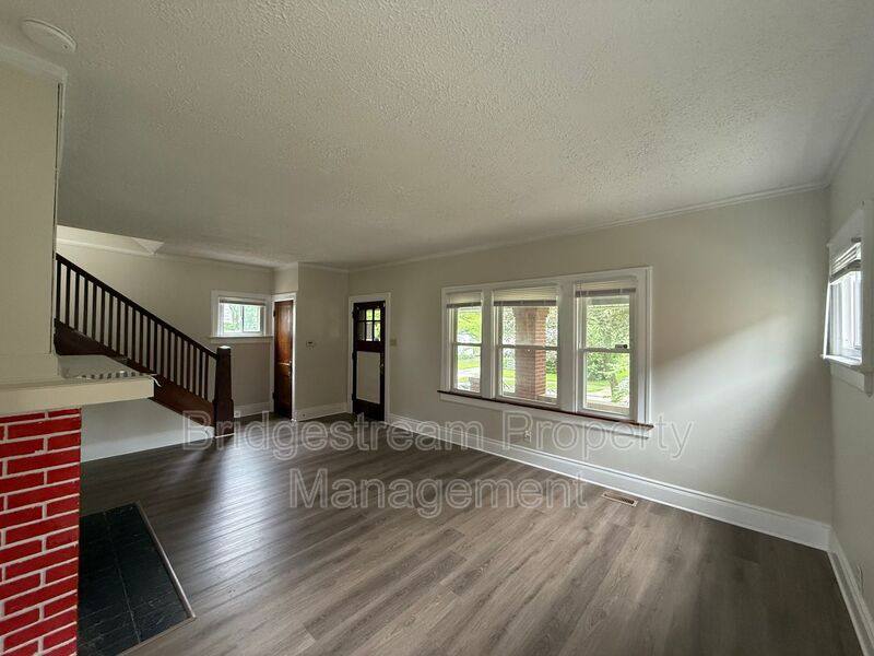 House for rent at 101 E Bruce Ave, Dayton, OH 45405