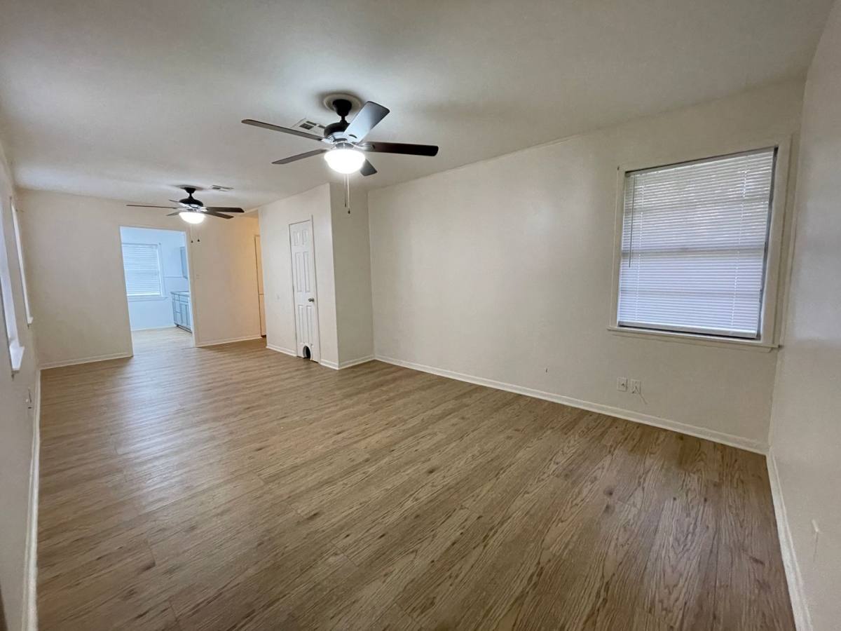 Townhouse for rent at 109 111 E Comay Circle, Belton, TX 76513